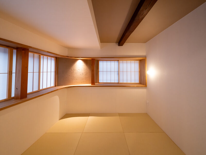 Office area and guest rooms at ensō